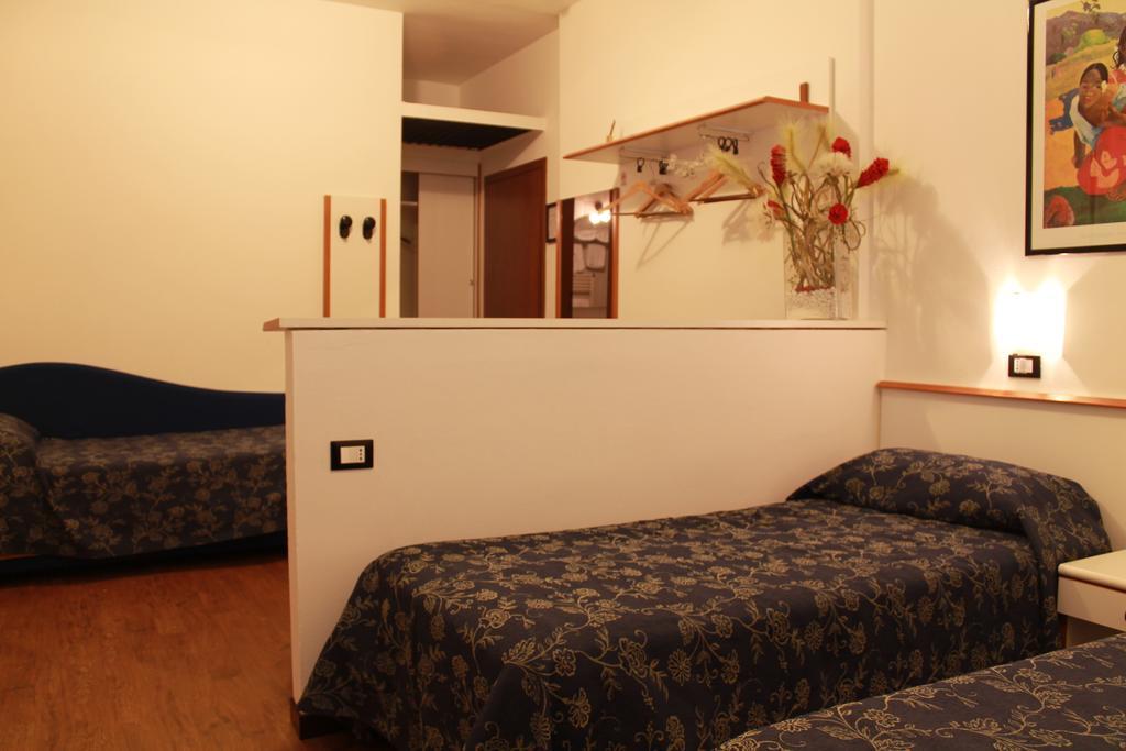 Albergo Visconti Cremona Buitenkant foto